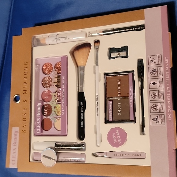 smoke and mirrors Makeup Smoke Mirrors Makeup Set Nwt Poshmark